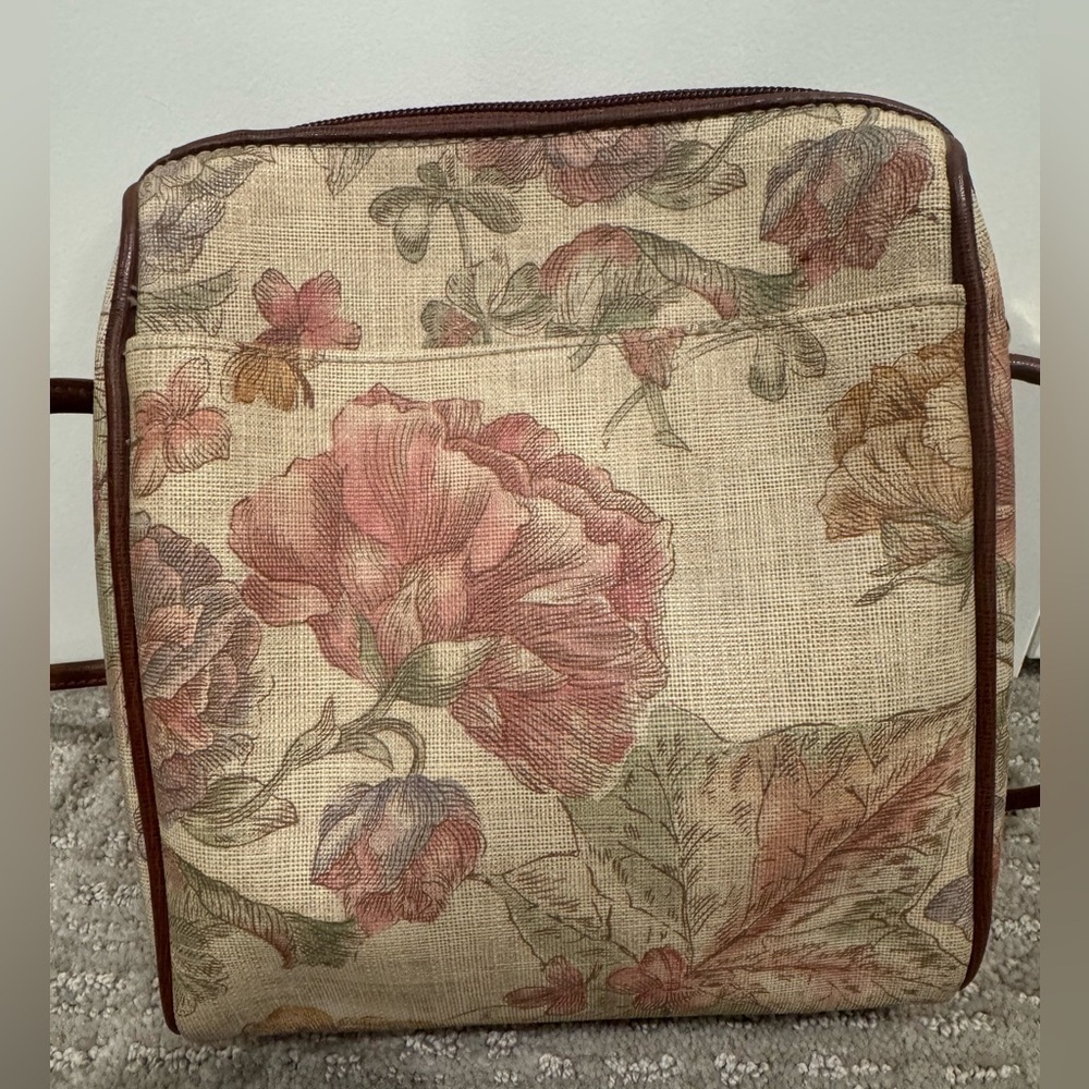 Vintage Liz Claiborne Floral Crossbody Bag with Brown Accents - Picture 4 of 6
